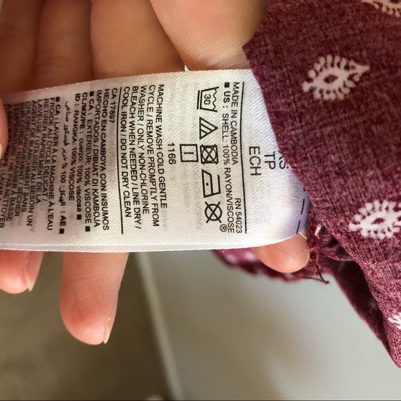 Old Navy Patterned Dress - Picture 4 of 4